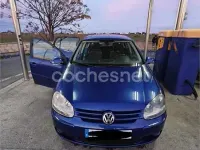 Usado VW Golf IV Trendline 105 CV (77 kW) 2005 Azul Berlina