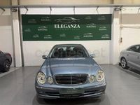 Usado Mercedes E320 Avantgarde 204 CV (150 kW) 2004 Azul Berlina