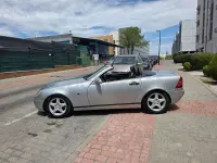 Usado Mercedes SLK200 136 CV (100 kW) 1998 Gris / plata Descapotable