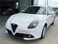 Usado Alfa Romeo Giulietta Super 120 CV (88 kW) 2017 Blanco Utilitario