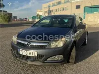 Usado Opel Astra GTC Cosmo 100 CV (73 kW) 2009 Azul Berlina