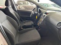 Usado Opel Corsa Expression 75 CV (55 kW) 2013 Blanco Utilitario