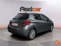 Usado Peugeot 208 Active 82 CV (60 kW) 2018 Gris Utilitario