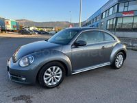 Usado VW Beetle Design 140 CV (102 kW) 2012 Gris / plata Utilitario