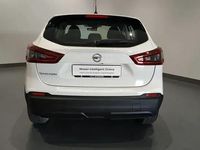 Usado Nissan Qashqai Acenta 116 CV (85 kW) 2019 Sapporo white (sólido) SUV
