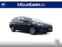 Usado Opel Astra Dynamic 126 CV (92 kW) 2019 Negro Familiar