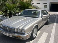 Usado Jaguar XJ8 Executive 239 CV (175 kW) 1997 Beige Berlina