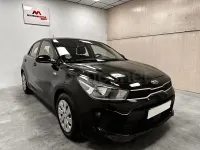 Usado Kia Rio 84 CV (61 kW) 2017 Negro Berlina