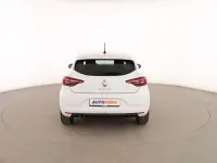 Usado Renault Clio Zen 91 CV (66 kW) 2022 Blanco Utilitario
