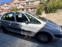 Usado Citroën Xsara Picasso 90 CV (66 kW) 2003 Gris / plata Monovolumen