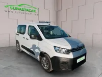 Usado Citroën Berlingo Live 100 CV (73 kW) 2022 Blanco Monovolumen