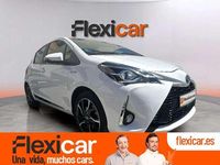 Usado Toyota Yaris Hybrid 101 CV (74 kW) 2017 Blanco Berlina