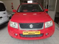 Usado Suzuki Grand Vitara 106 CV (77 kW) 2006 Rojo SUV