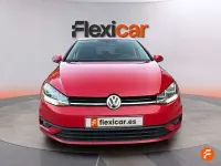 Usado VW Golf VII Advance 110 CV (80 kW) 2018 Rojo Utilitario