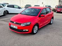 Usado VW Polo Advance 75 CV (55 kW) 2017 Rojo Berlina