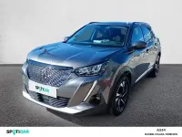 Usado Peugeot 2008 Allure 110 CV (80 kW) 2021 Gris / plata SUV