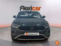 Usado VW T-Roc Life 150 CV (110 kW) 2023 Gris SUV