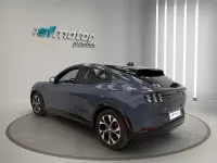 Usado Ford Mustang Mach-E 257 kW (350 CV) 2022 Azul SUV