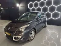 Usado Renault Scenic E-Tech 105 CV (77 kW) 2010 Negro Monovolumen