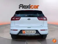 Usado Kia Niro 141 CV (103 kW) 2019 Blanco SUV