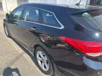 Usado Hyundai i40 136 CV (100 kW) 2013 Negro Familiar