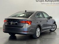 Usado Skoda Octavia Ambition 150 CV (110 kW) 2023 Gris Berlina
