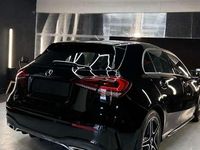 Usado Mercedes A180 116 CV (85 kW) 2020 Negro Utilitario