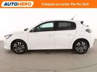 Usado Peugeot 208 Allure 102 CV (75 kW) 2023 Blanco Utilitario