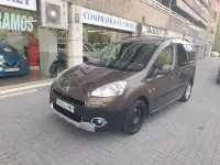 Usado Peugeot Partner Tepee Outdoor 92 CV (67 kW) 2014 Marrón Monovolumen