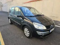Usado Renault Scénic Dynamique 105 CV (77 kW) 2006 Negro Monovolumen
