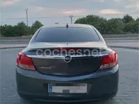 Usado Opel Insignia Edition 140 CV (102 kW) 2009 Gris / plata Berlina