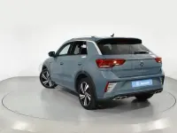 Usado VW T-Roc R-line 150 CV (110 kW) 2022 Azul SUV