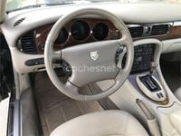 Usado Jaguar XJ Sovereign 245 CV (180 kW) 1998 Verde Berlina