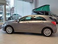 Usado Mercedes A180 Urban 122 CV (89 kW) 2014 Gris Utilitario