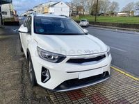 Usado Kia Stonic 84 CV (61 kW) 2022 Blanco SUV