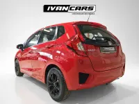 Usado Honda Jazz Elegance 102 CV (75 kW) 2018 Rojo Utilitario