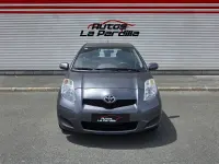 Usado Toyota Yaris Sol 87 CV (63 kW) 2009 Gris / plata Utilitario