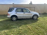 Usado Mercedes ML270 163 CV (119 kW) 2002 Gris / plata SUV
