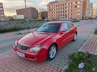 Usado Mercedes C220 143 CV (105 kW) 2002 Rojo Berlina