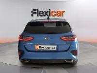 Usado Kia Ceed GT GT-Line 140 CV (102 kW) 2020 Azul Berlina
