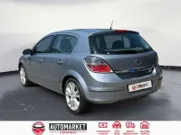 Usado Opel Astra Cosmo 140 CV (102 kW) 2007 Gris Familiar