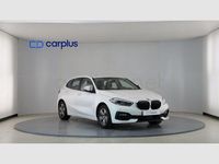 Usado BMW 118 136 CV (100 kW) 2021 Pintura sólida alpinweiss Utilitario