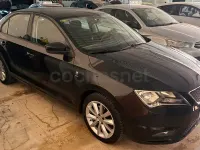 Usado Seat Toledo Reference 105 CV (77 kW) 2013 Negro Utilitario