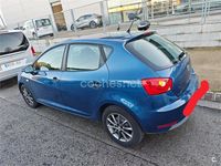 Usado Seat Ibiza I-Tech 70 CV (51 kW) 2015 Azul Berlina