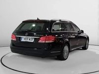 Używany Mercedes E300 Avantgarde 231 KM (169 kW) 2015 Niebieski Sedan/Limuzyna