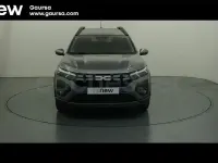 Usado Dacia Jogger Expression 100 CV (73 kW) 2025 Gris / plata Monovolumen