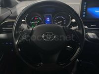 Usado Toyota C-HR Advance 126 CV (92 kW) 2019 Plateado SUV