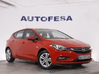 Usado Opel Astra Selective 125 CV (91 kW) 2018 Rojo
