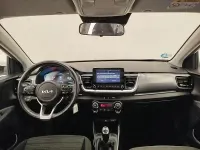 Usado Kia Stonic 100 CV (73 kW) 2025 Blanco SUV