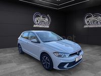 Usado VW Polo Life 95 CV (69 kW) 2023 Beige Utilitario